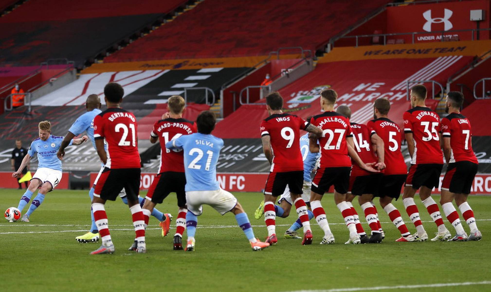 某个节点戛 某个节点戛